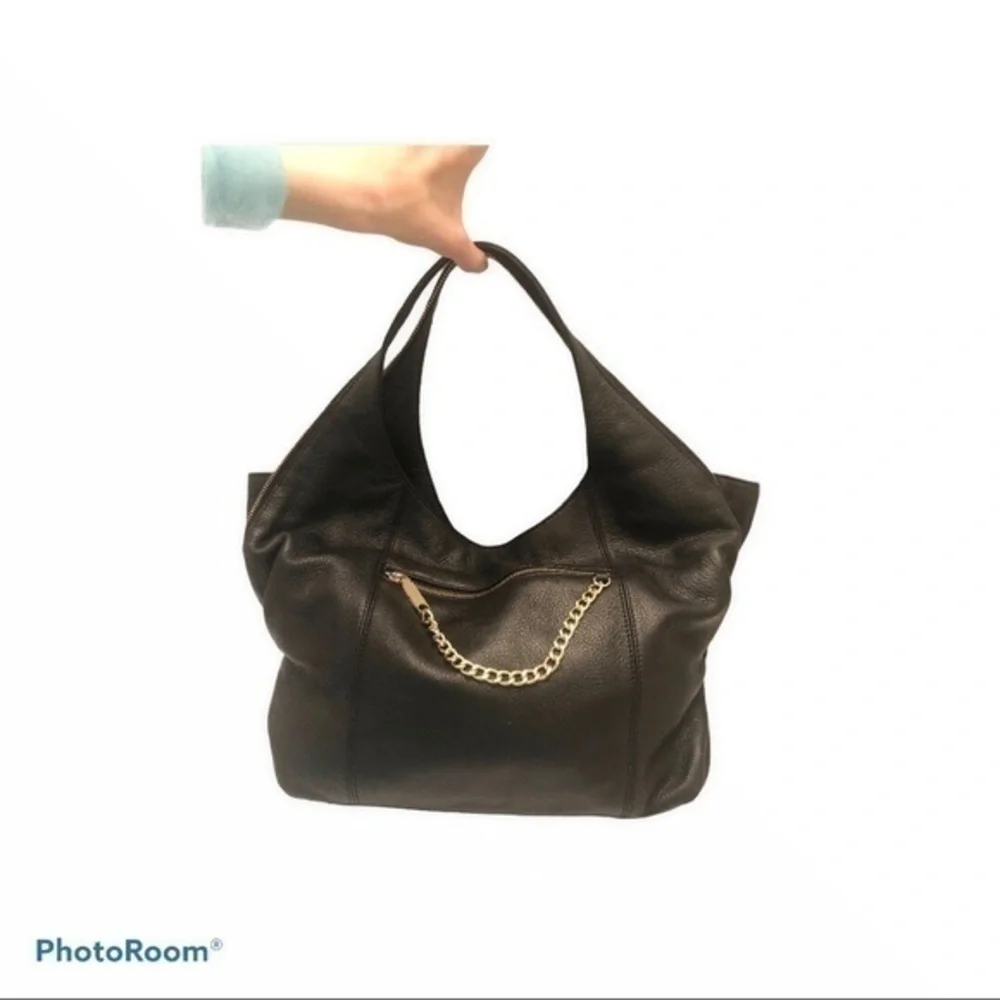Vince camuto black leather Zoe hobo expandable bag